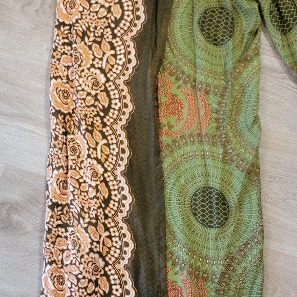 Bohemian Floral Wide-Leg Pants 100%rayon - Picture 2 of 6